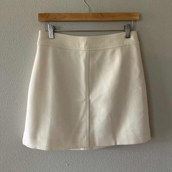 J. Crew Dresses & Skirts - J Crew Cream 100% Wool Mini Skirt Size 6P